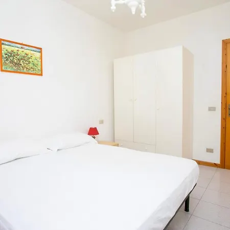 Lejlighed S77 - Sirolo, Trilocale Con Giardino In Centro Sirolo